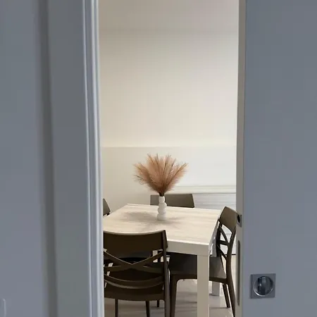 Sweet Lauris Apartment *